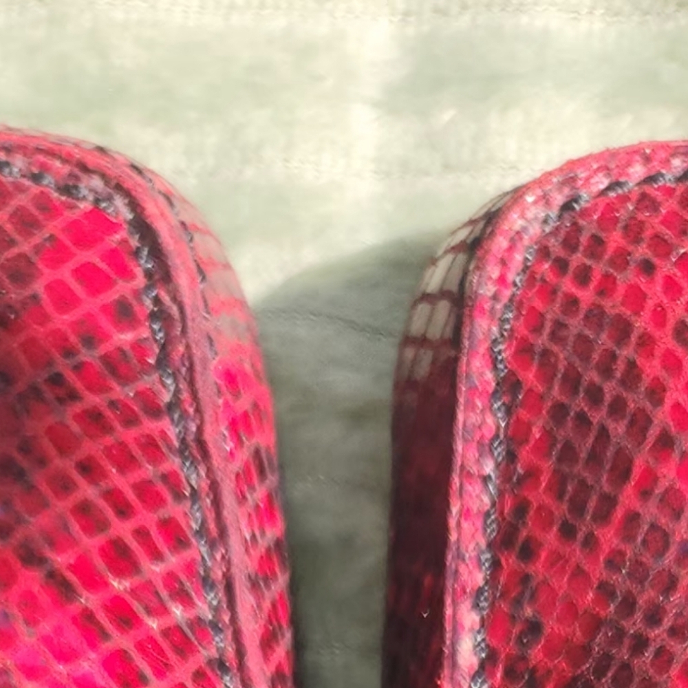 Stuart Weitzman Red Snakeskin Women's Slip-On Loafers w/Glossy Finish Sz. 10.5 - Picture 8 of 16